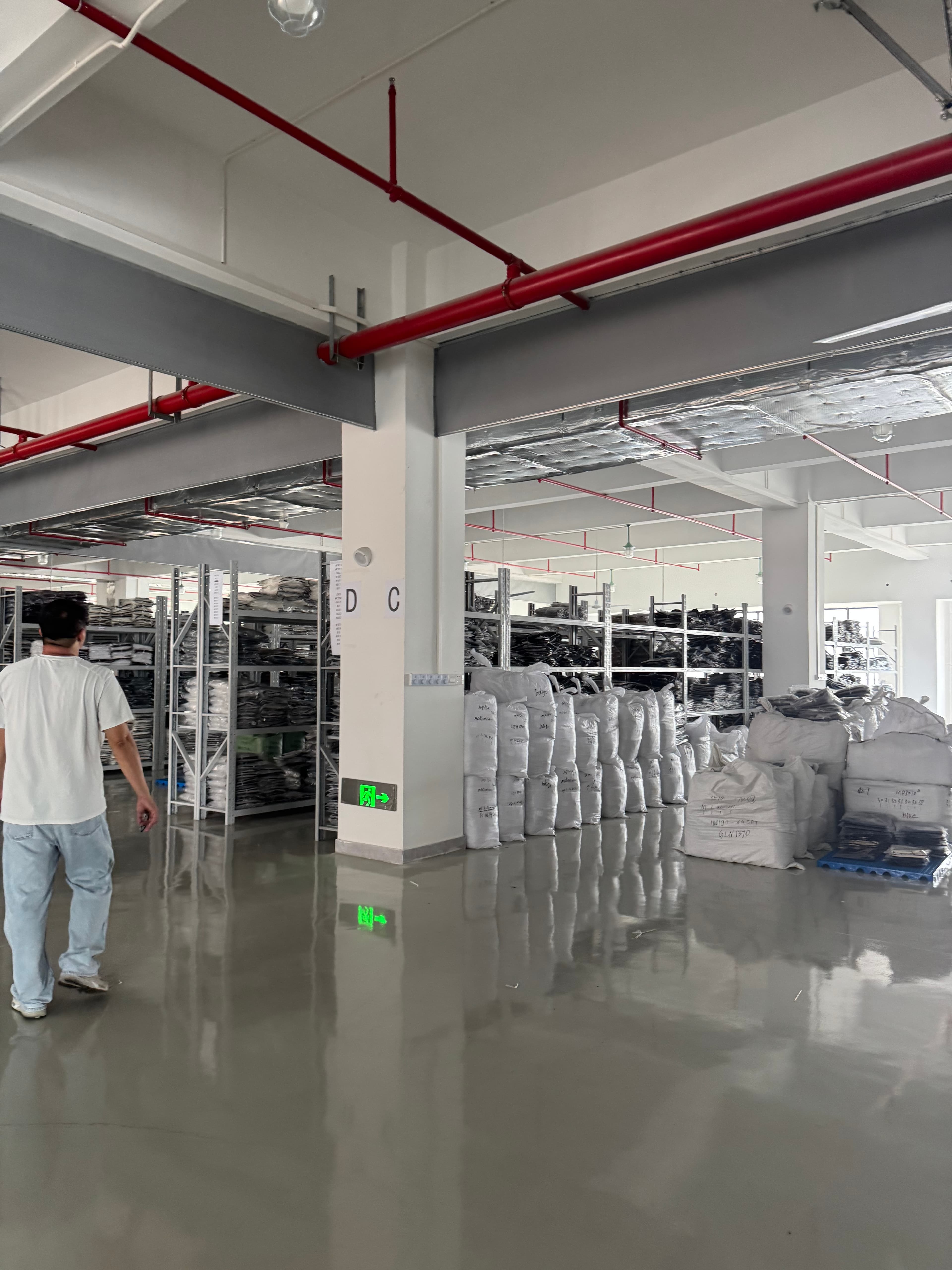 Factory corridor - Yiyi Shancuan factory visit photo